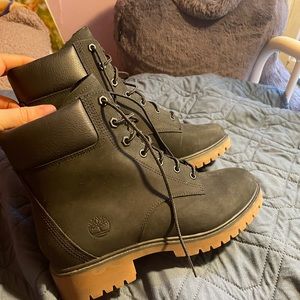 Timberlands women’s size 7